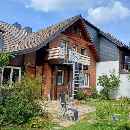 Apartment In Am Ravel-radweg Hike & Bike & Business *