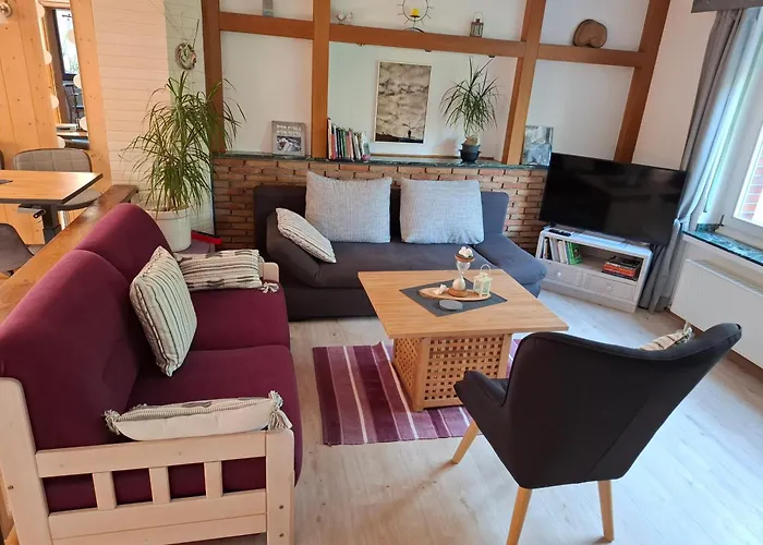 In Am Ravel-radweg Hike & Bike & Business * Roetgen